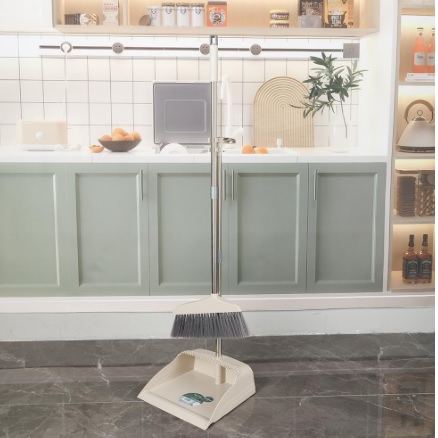 7_Набор для уборки Ленивка (совок+веник) 30_88см, 27_24_80см, бежевый