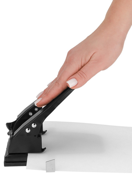 4_Дырокол до 30л WorldOffice, металлический, черный