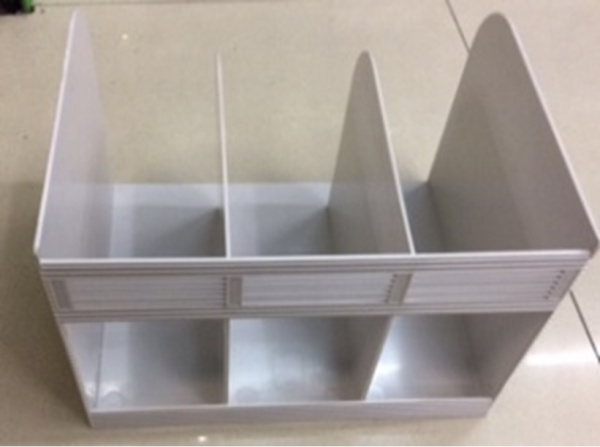 Лоток вертикальный 3 секции монолитный, серый