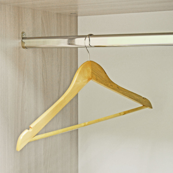 Вешалка-плечики с перекладиной, дерево, размер 48-50